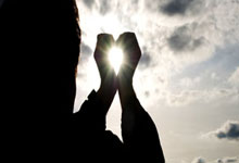 配资首选门户网站:杠杆融资炒股啥意思-全球首个机器人消费节总销售额突破3.3亿元 售出机器人及相关产品超19万台